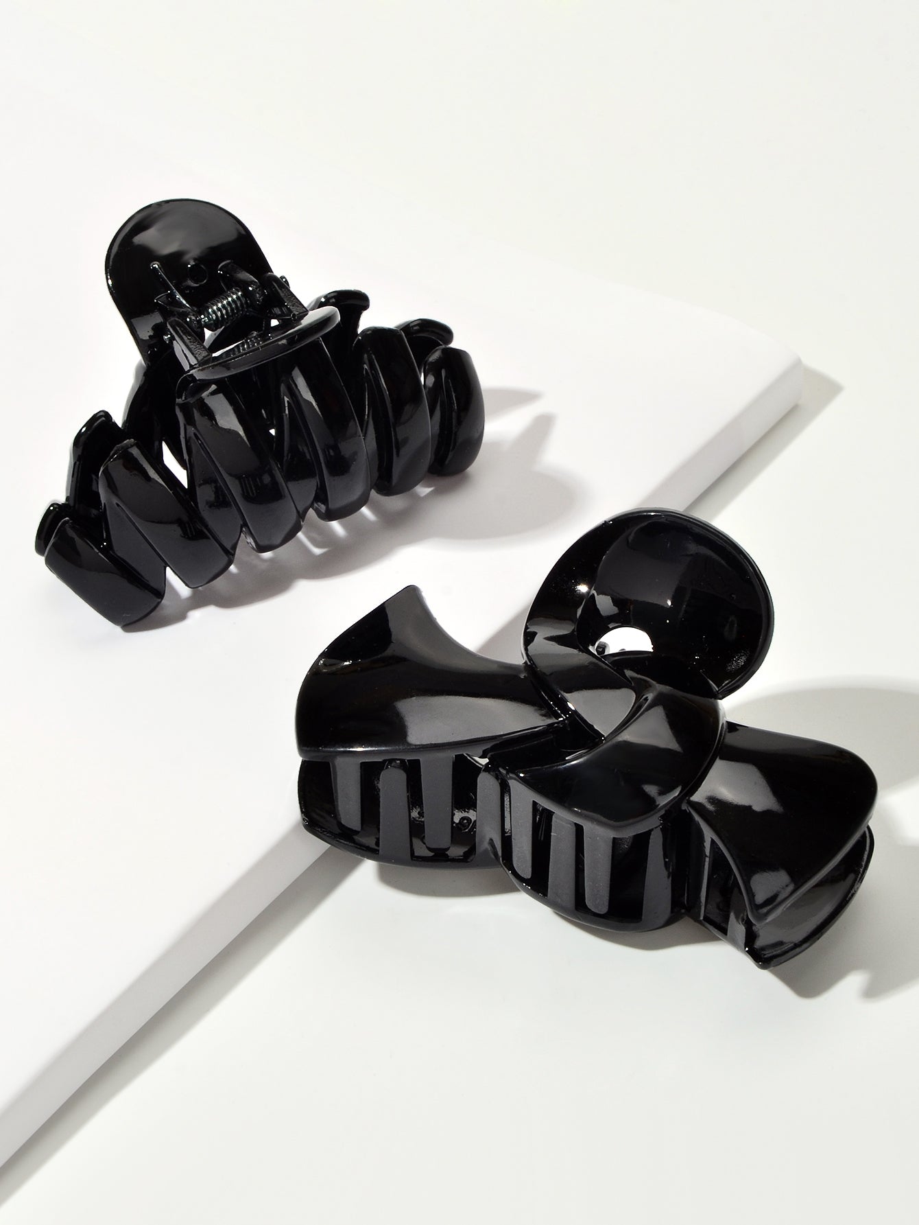 2pcs $5.99 Big Hair Claw Hair Accessory Black Plastic Bowknot Hair Clip Headwear-2
